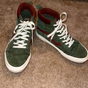 MENS- VANS OFF THE WALL